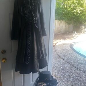 Costume And Accessories - Victorian Vampire. Size 2/4
